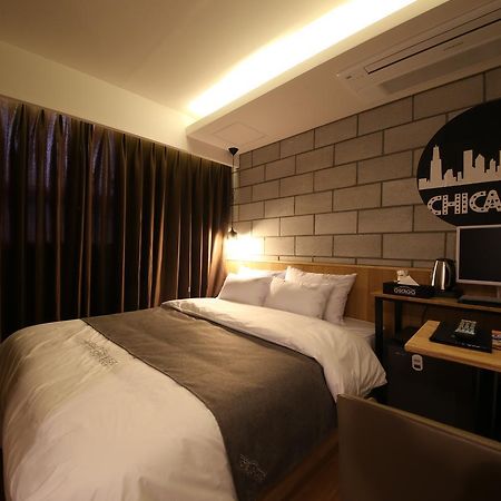 Hotel Chicago Changwon Εξωτερικό φωτογραφία