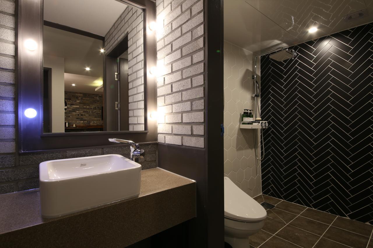 Hotel Chicago Changwon Εξωτερικό φωτογραφία