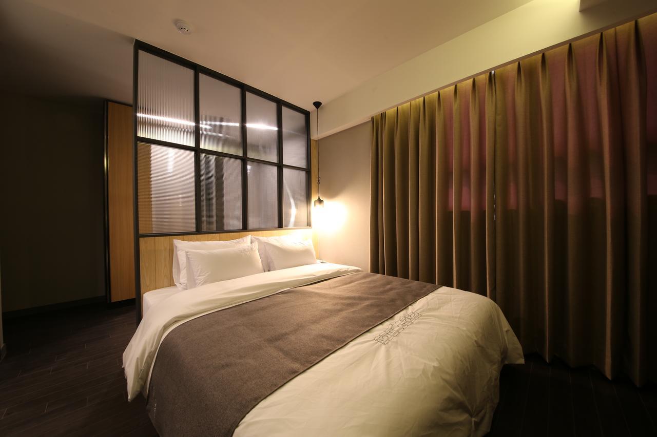 Hotel Chicago Changwon Εξωτερικό φωτογραφία